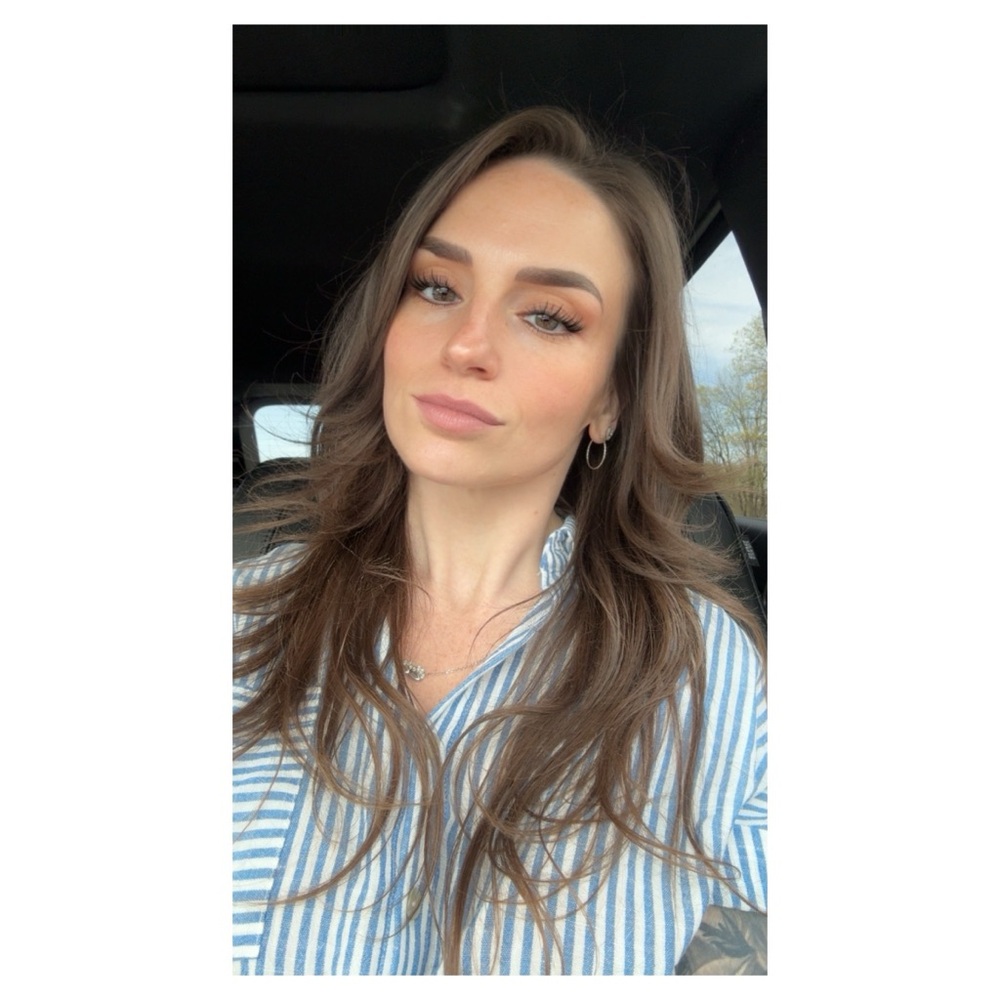 Meet your posher, Jenn!